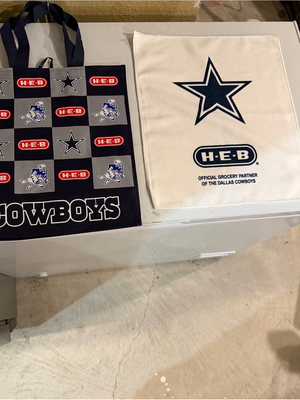 H-E-B x Dallas Cowboys Reusable Tote Bag and Kitchen Towel - Navy & White